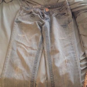 Straight leg jeans. Light washed size 7